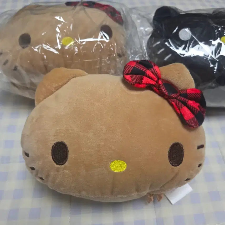 [BUNJANG] Sanrio Hello Kitty Sleep Mask Pillow / 키티 수면안대베개 (새제품