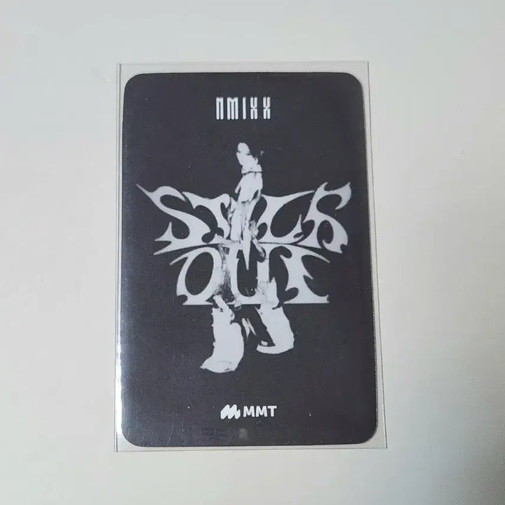[BUNJANG] NMIXX Sullyoon Lucky Draw Photocard / 설윤 마뮤테 럭드 포카 양도