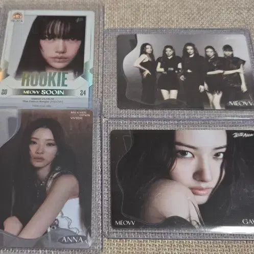 [BUNJANG] MEOVV Group Photocard Set (Sooin, Ella, Anna, Gawon) / MEOVV 포토카드 (수인, 엘라, 안나, 가원) 단체