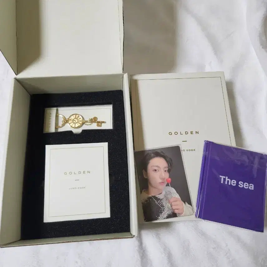 [BUNJANG] BTS Jungkook Merch Box 