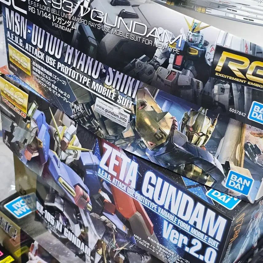[BUNJANG] MG Zeta Gundam 2.0 &amp; MG Hyaku Shiki Model Kit Bundle Set / (급전)mg 제타 건담 2.0 mg 백식 프라모델 z건담 일괄