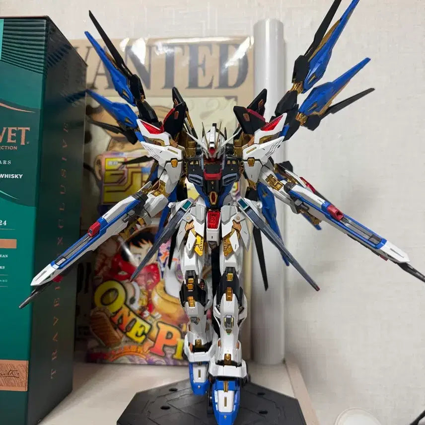 [BUNJANG] MGEX Strike Freedom Gundam (Pre-assembled Model Kit) / MGEX 스트라이크 프리덤 가조립