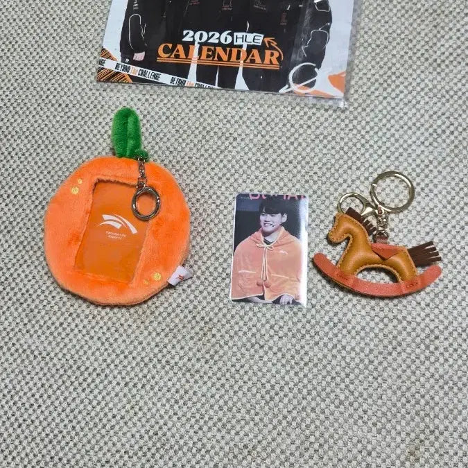 [BUNJANG] HLE Gumayusi Bundle Set (Unused Photocard, Orange Card Keyring, etc.) / 한화생명 HLE 구마유시 굿즈 일괄 (구마유시 미사용 포카 + 오렌지 카드키링 등)
