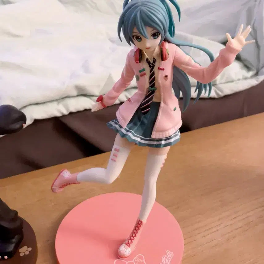 [BUNJANG] Hatsune Miku Ribbon Girl Figure / 미쿠 리본걸 피규어 하츠네 미쿠 보컬로이드 고전 미소녀 방꾸