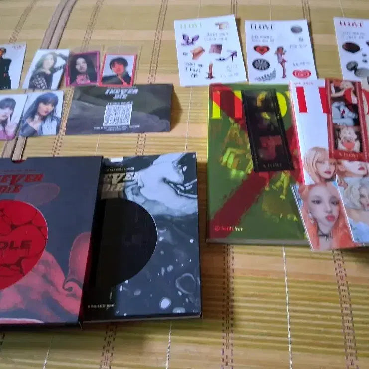 [BUNJANG] (G)I-DLE I NEVER DIE &amp; I LOVE Album Set / (여자)아이들 아이 네버 다이 앨범 &amp;아이 러브 앨범  세트판매