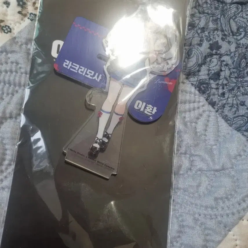 [BUNJANG] GS25 x Lacrimosa Acrylic Stand / gs25 이환 라크라모사 아크릴스탠드