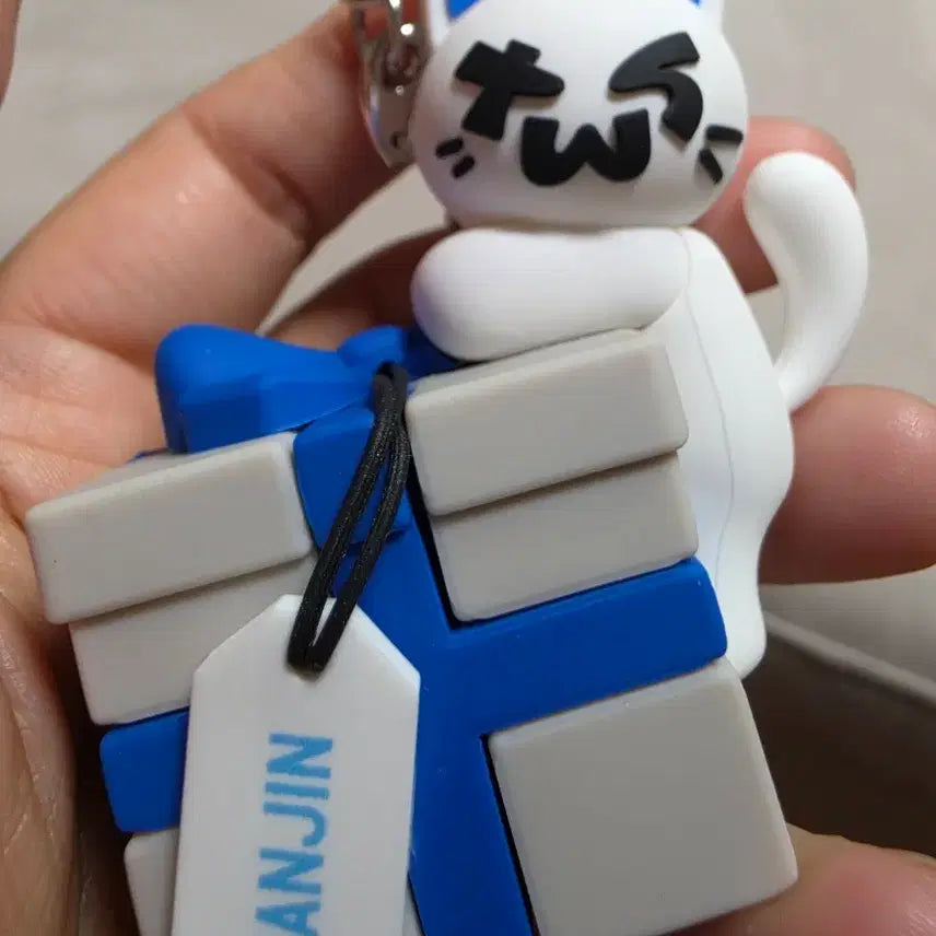 [BUNJANG] TWS Sodasoda Japan Nyan Cat Keyring / 투어스 일본 소다소다 투냥이 선물 키링(한진)