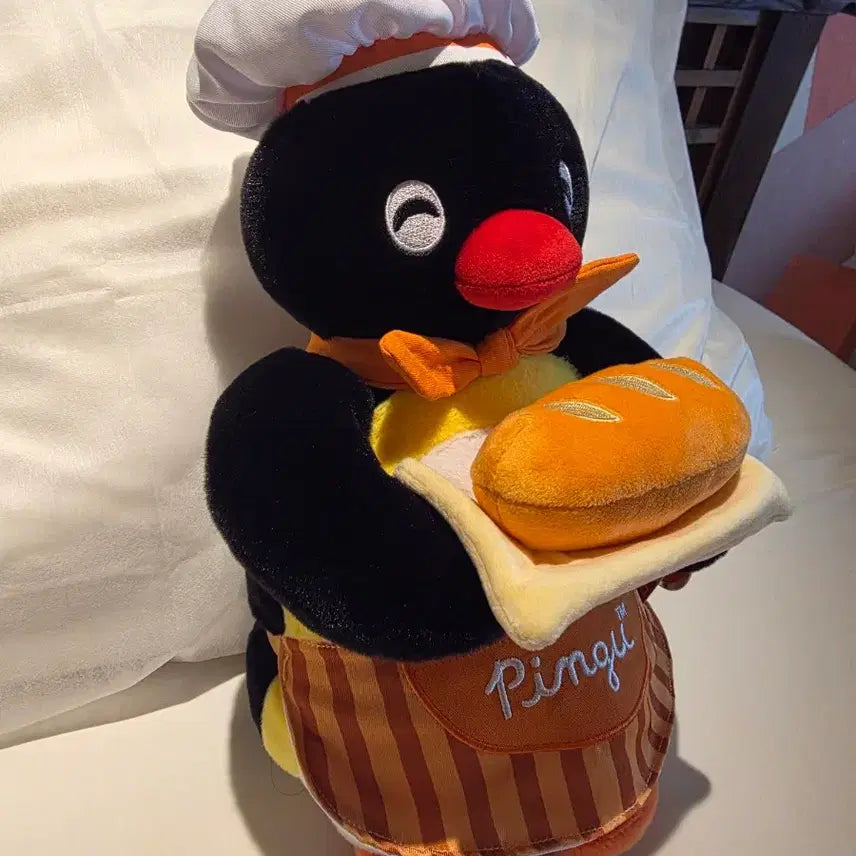 [BUNJANG] Pingu Bakery Baker Pingu Character Keyring Figure / 새상품) 핑구 베이커리 제빵사 인형 핑가 키링 피규어