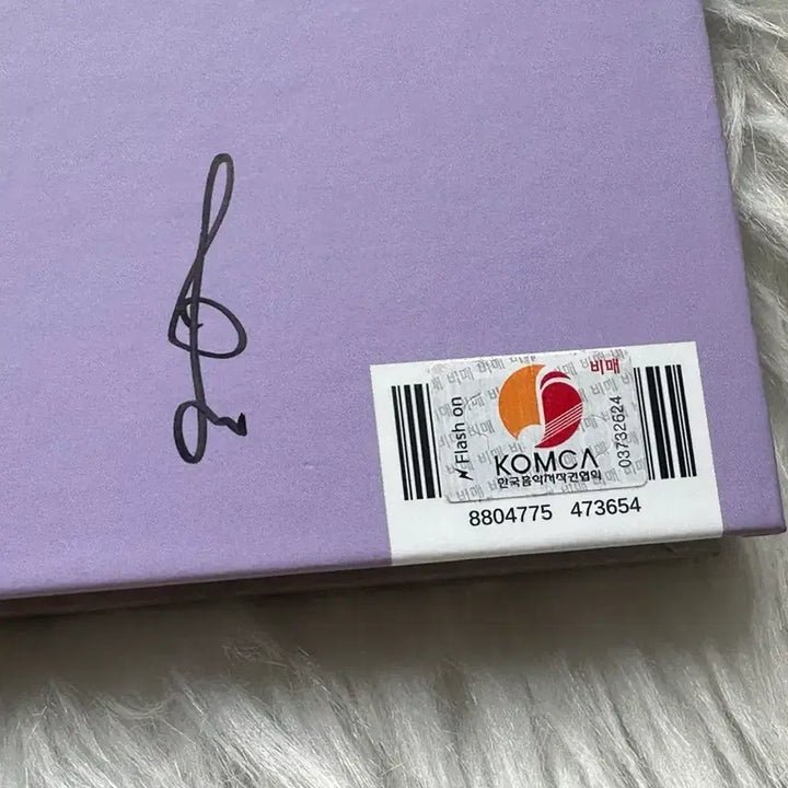[BUNJANG] tripleS Assemble 26 Album All Members Autographed / 트리플에스 triple S 친필 싸인 앨범