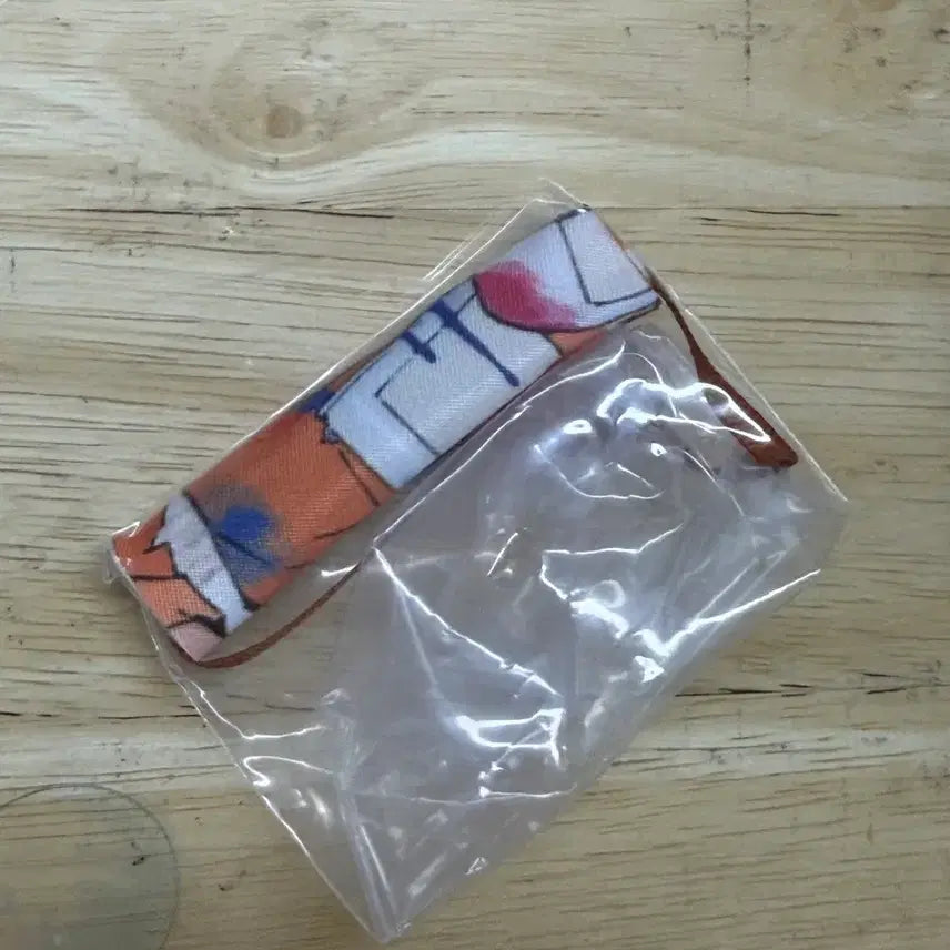 [BUNJANG] Haikyuu!! Hinata Shoyo Paint Suit Gacha Garland / 하이큐 히나타 페인트 슈트 가랜드 가챠