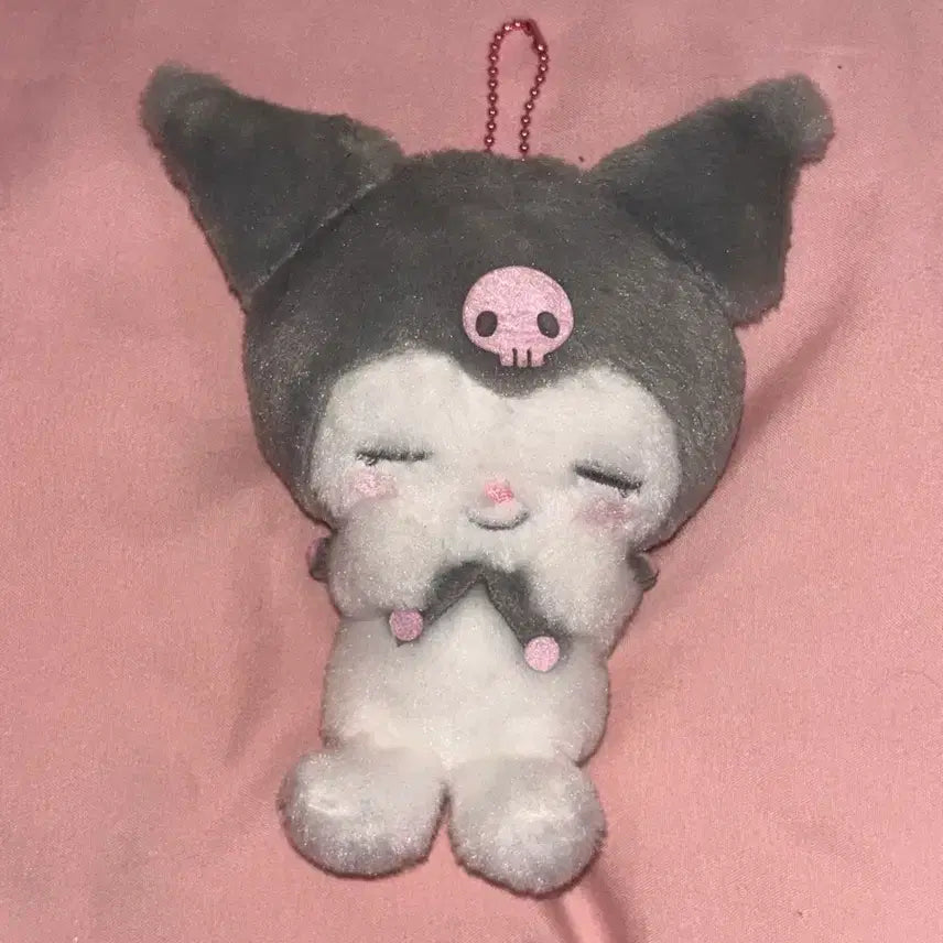 [BUNJANG] Kuromi Mascot Plush / 부끄부끄 배시시 베시시 쿠로미 마스코트 인형 키링