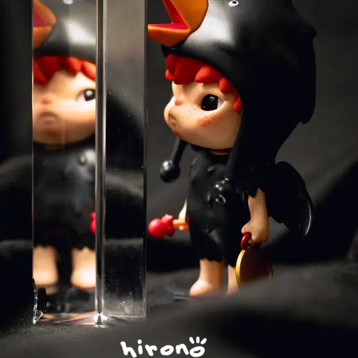 [BUNJANG] POP MART Hirono The Other One Series Raven Figure / 팝마트 히로노 Hirono  디아더원 시리즈 까마귀