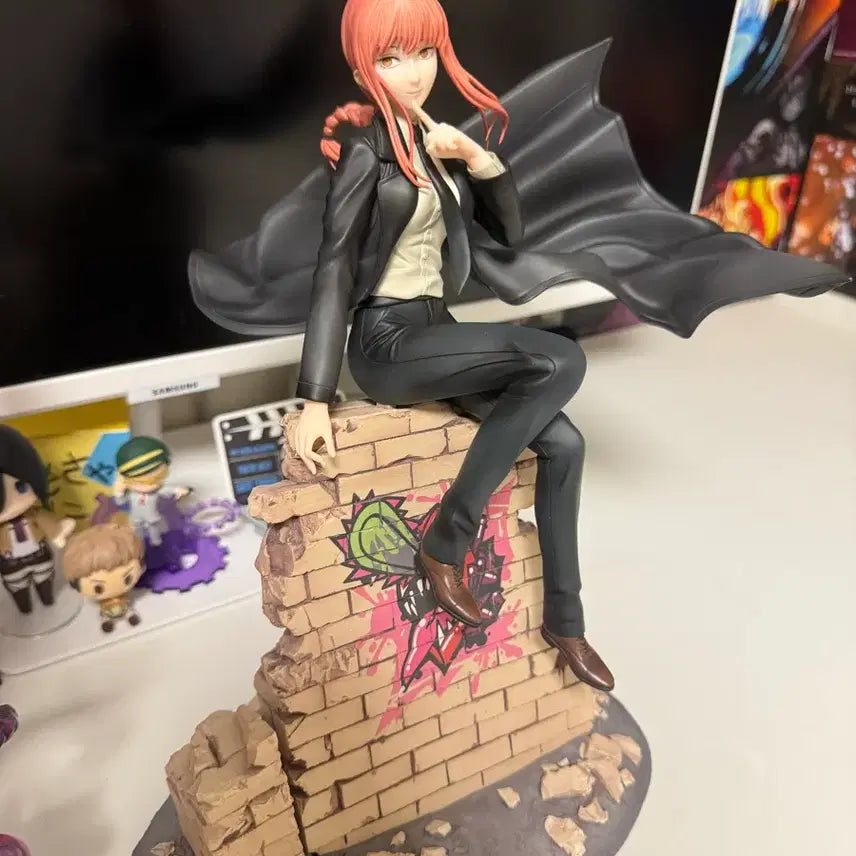 [BUNJANG] Chainsaw Man Makima Pet Figure (Unsealed, Excellent Condition) / 체인소맨 펫 마키마 (개봉양품)
