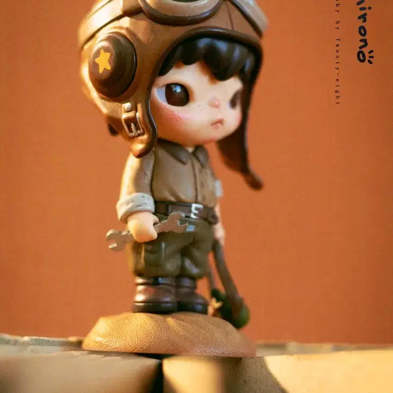 [BUNJANG] Popmart Hirono x The Little Prince Series Secret Pilot Figure / 팝마트 히로노 X 어린왕자 시리즈 시크릿 조종사
