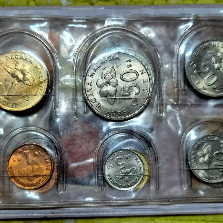 [BUNJANG] Malaysia Singapore Commemorative Coin and Stamp Set / 말레이시아 싱가포르 기념 주화 세트