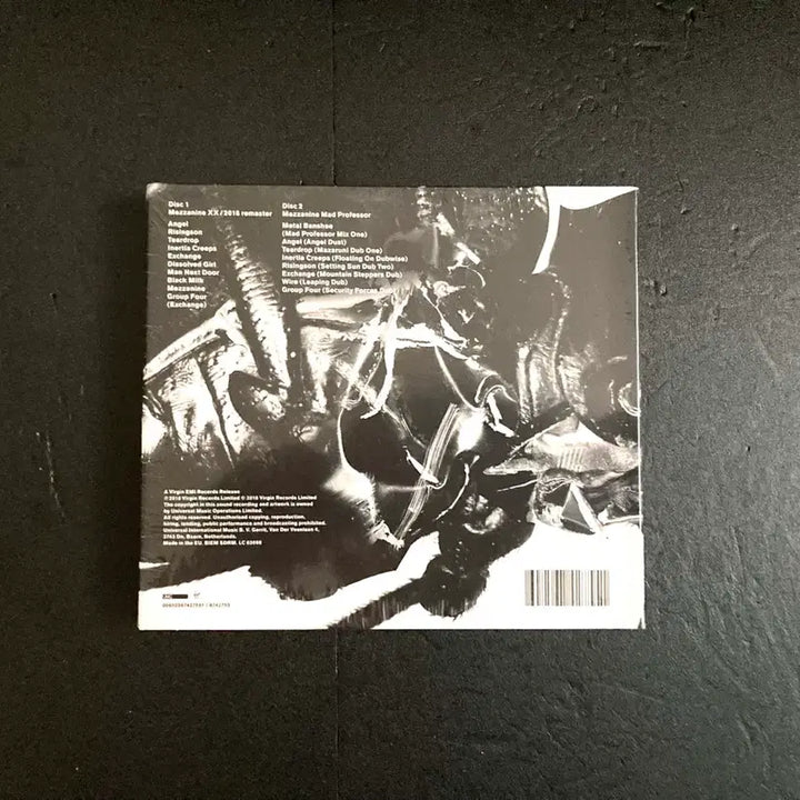 [BUNJANG] Massive Attack Mezzanine 20th Anniversary Deluxe Edition 2CD (Sealed) / 매시브어택-Mezzanine 20주년 딜럭스 미개봉2CD