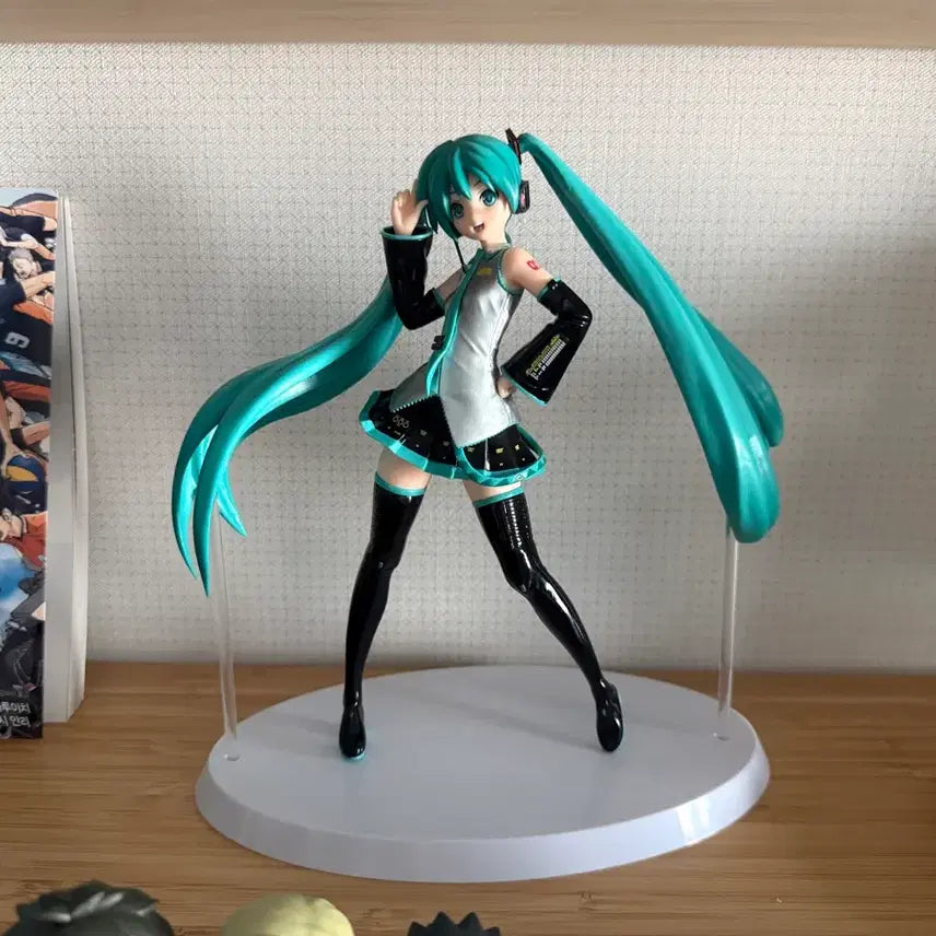 [BUNJANG] Hatsune Miku Project DIVA Classic Figure / 하츠네미쿠 프로젝트 디바 고전 피규어