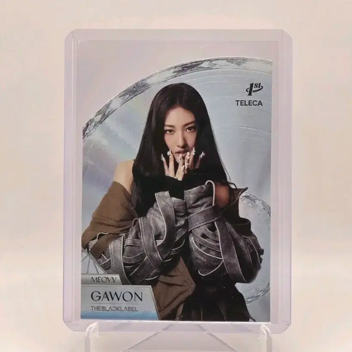 [BUNJANG] MEOVV Gawon Die-cut SP Card / 테레카 미야오(MEOVV) 가원 다이컷 SP카드