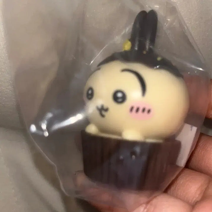 [BUNJANG] Usagi Cupcake Figure / 우사기 컵케이크 피규어