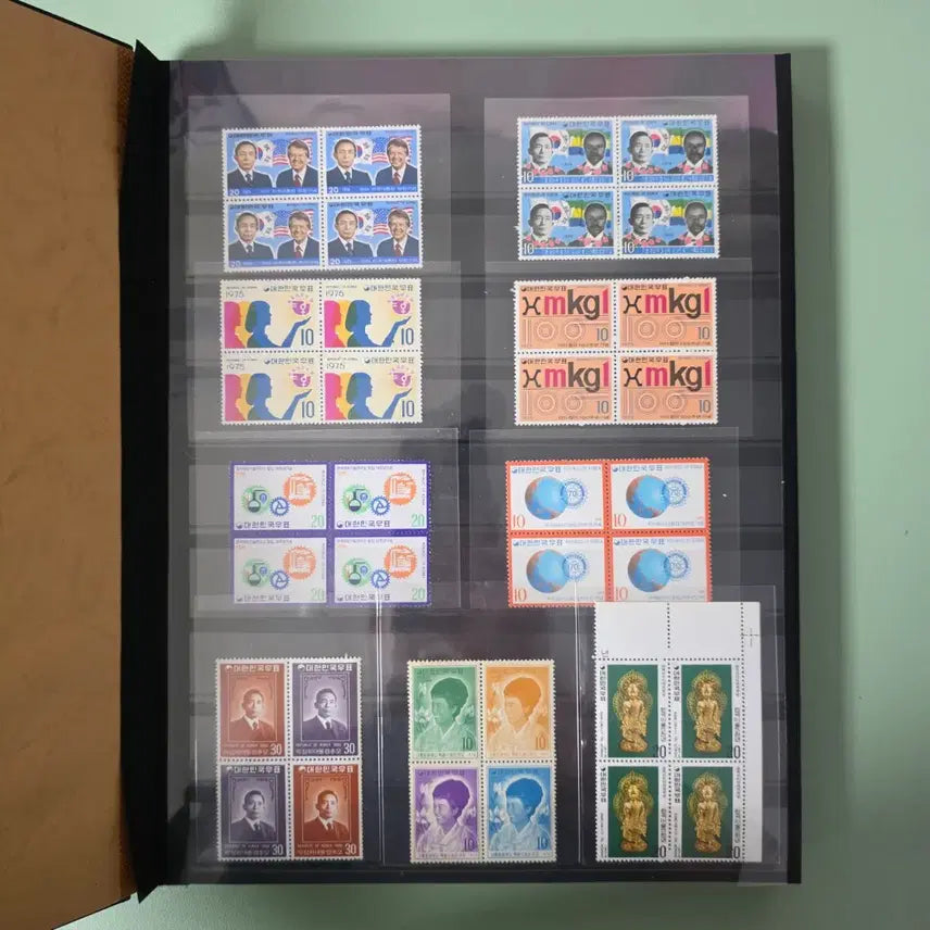 [BUNJANG] Korean Stamp Block Collection Album - 155 Varieties / (우표) 한국 블럭우표 모음앨범 / 155종