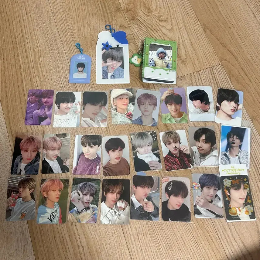 [BUNJANG] NCT Dream Jisung Bundle Photocard (Winter Dream Ver.) / 엔시티드림 지성 포토카드 포카 일괄 양도 목도리 군밤 루돌프 붐홀카