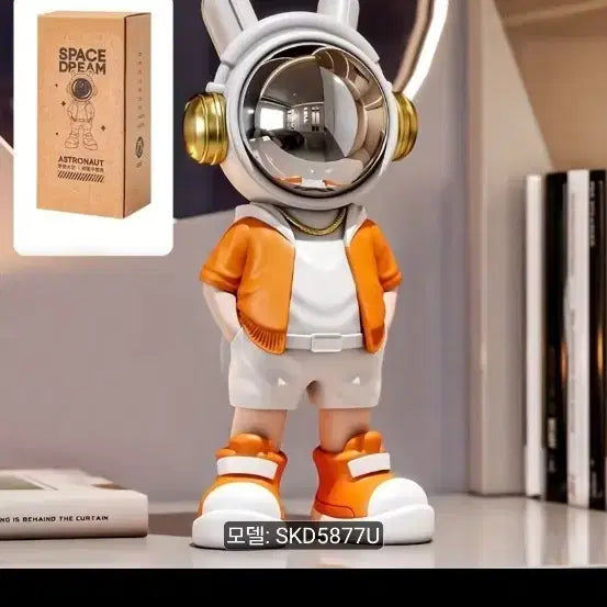 [BUNJANG] Astronaut Figurine SKD5877U Orange / 우주비행사 피규어 SKD5877U 오렌지