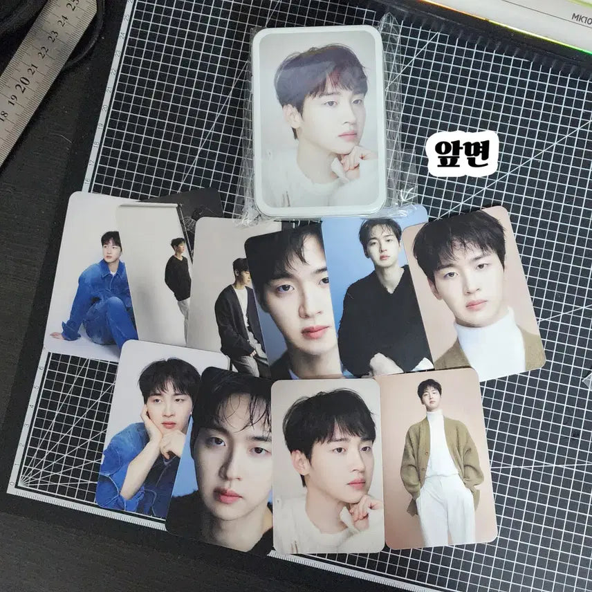 [BUNJANG] Jang Dong Yoon Actor Goods Photobook Photocard Set / 장동윤 배우님 굿즈 모음 (화보 포카 세트)