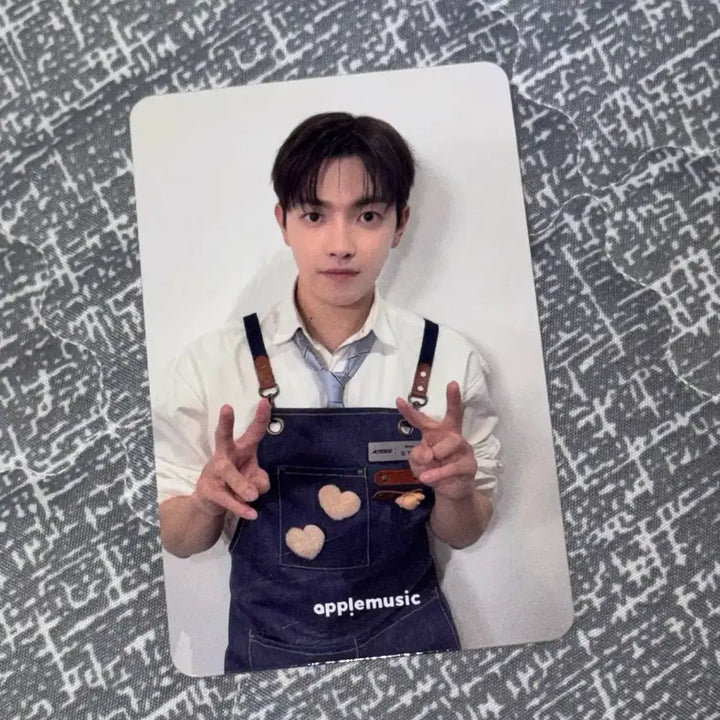 [BUNJANG] ATEEZ Hongjoong Barista Jurista Lucky Draw Photocard / 에이티즈 ATEEZ 홍중 hongjoong 포카 포토카드 photocard 애플뮤직 앺뮤 바리스타 주리스타 미공포 양면