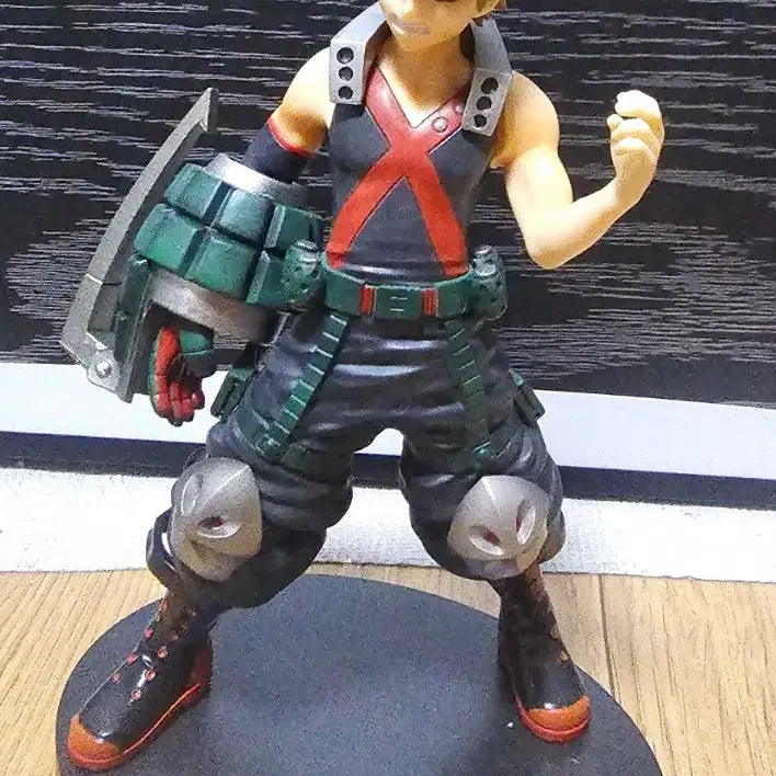 [BUNJANG] Katsuki Bakugo Figure / 바쿠고 피규어