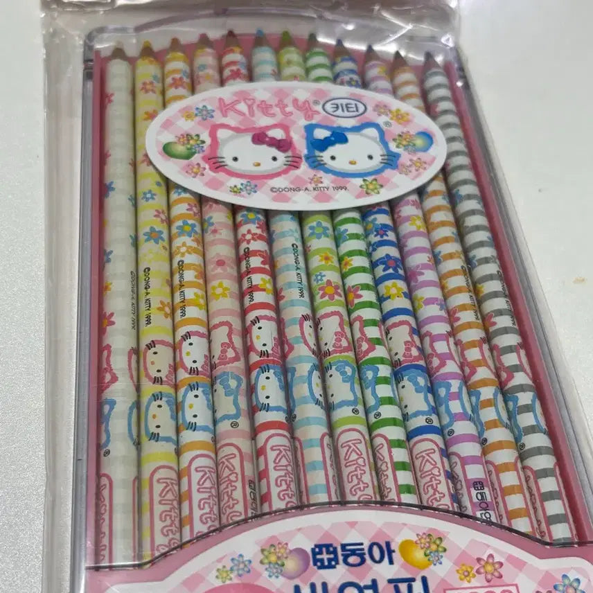 [BUNJANG] Sanrio 1999 Hello Kitty Colored Pencils Set / 고전키티 1999 색연필 고전문구 고전