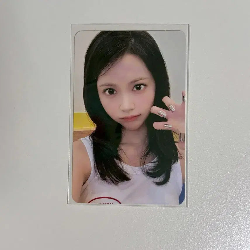 [BUNJANG] LE SSERAFIM Kazuha Carmen Photocard / 하투하 레몬탱 카르멘 앨포 판매