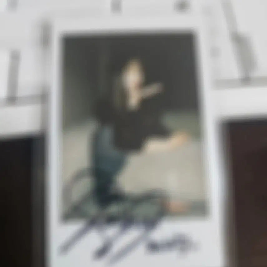 [BUNJANG] BLACKPINK Jennie Signed Polaroids / 다이아 제니 싸인 폴라