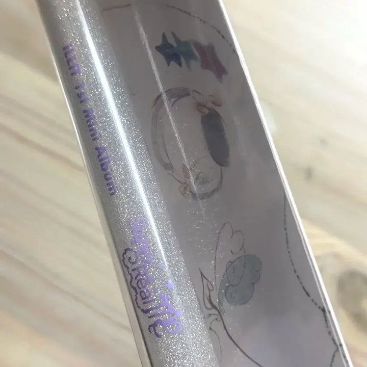 [BUNJANG] ILLIT Debut Promotional Lightstick (Sealed) / 아일릿 데뷔 활동 임시응원봉(미개봉)