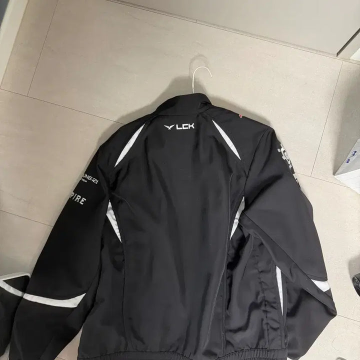[BUNJANG] T1 2026 LoL Team Uniform - Black / T1 2026 롤팀 유니폼 팝니다