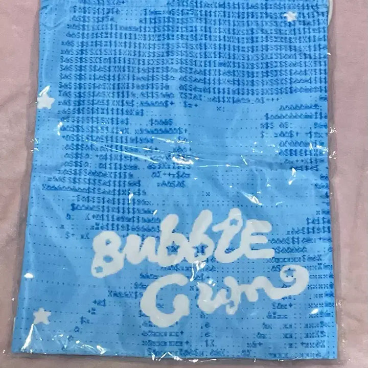 [BUNJANG] NewJeans Hanni Gym Sack Sealed / 뉴진스 하니 짐색 미개봉 양도