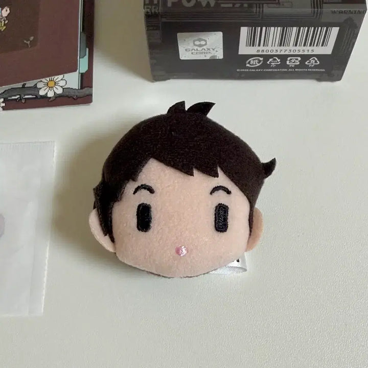 [BUNJANG] G-Dragon Pop-up Random Face Badge / 지디 팝업 랜덤 페이스 뱃지