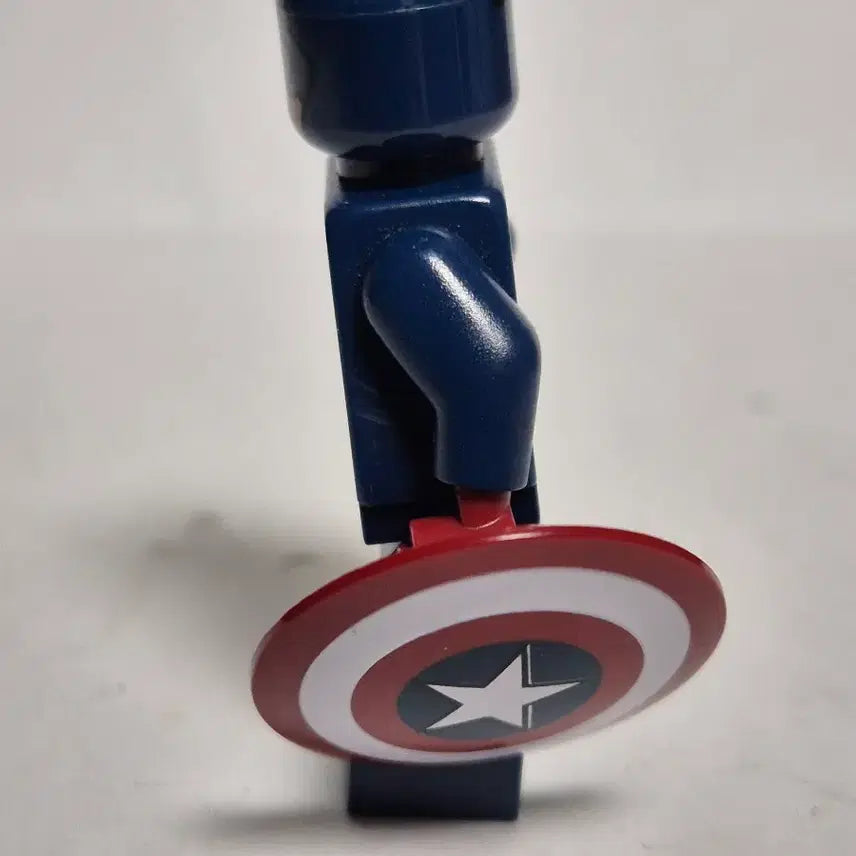 [BUNJANG] LEGO Marvel Captain America Minifigure 6865 / 레고 마블 캡틴 아메리카 미니피규어 6865