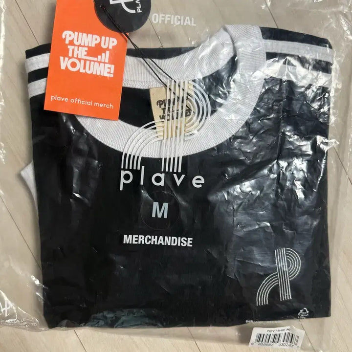 [BUNJANG] PLAVE Ringer T-Shirt Black Size M (Sealed) / 미개봉)플레이브 링거티 M 사이즈