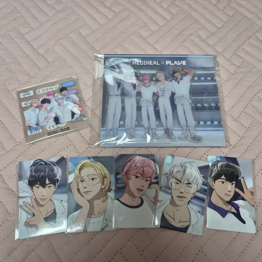 [BUNJANG] Mediheal x PLAVE Bundle Set (Photocards, Acrylic Stand) / 메디힐 플레이브 굿즈 세트 (미개봉)