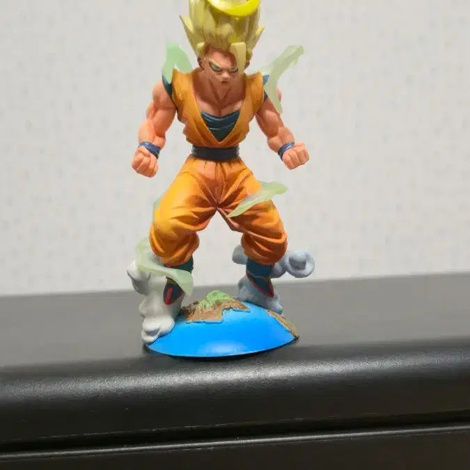 [BUNJANG] Dragon Ball Capsule Figure Super Saiyan 2 Goku / 드래곤볼 캡슐 피규어 초2 손오공