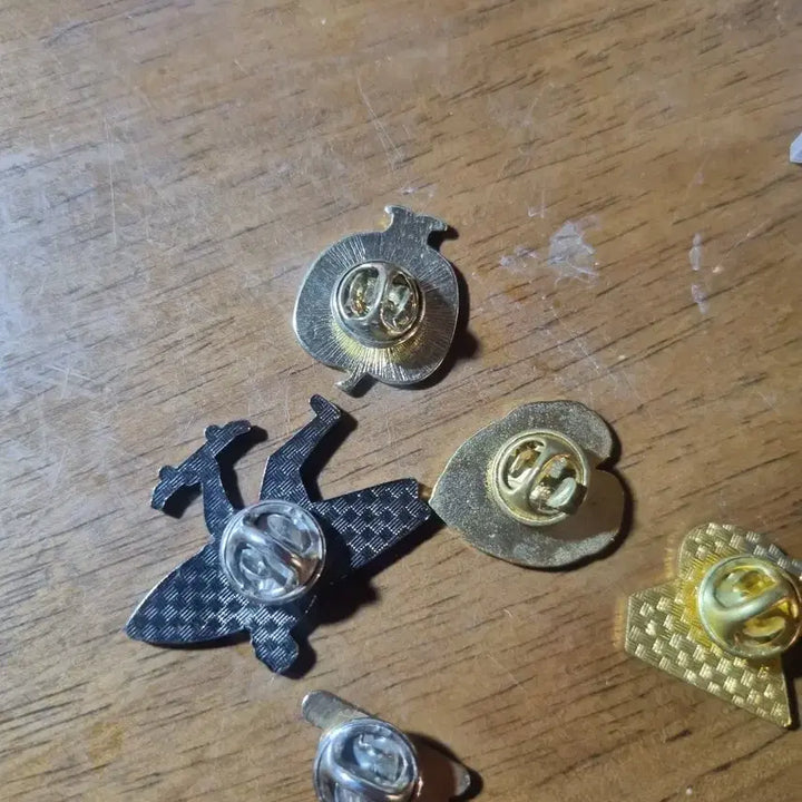[BUNJANG] Metal Pin Badge Eco Bag Bundle Set / 핀 뱃지 에코백 뱃지 일괄 금속 뱃지