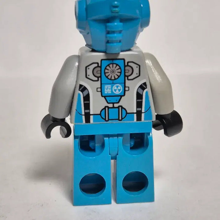 [BUNJANG] LEGO Galaxy Squad Blue Team Robot Assistant Minifigure 70700 / 레고 갤럭시 스쿼드 블루 팀 로봇 조수 미니피규어 70700