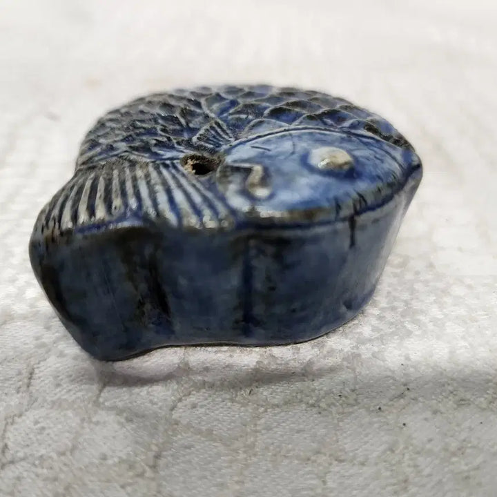 [BUNJANG] Celadon Goryeo Dynasty Crucian Carp Inkstone / 청채 붕어 도자기 백자연적