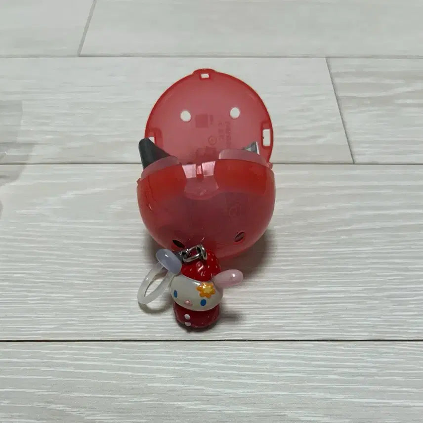 [BUNJANG] Usahana Strawberry Marker Gacha / 우사하나 딸기 메지루시 가챠
