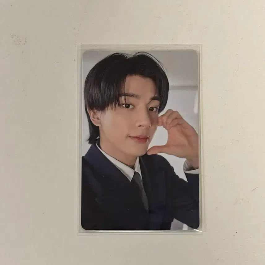 [BUNJANG] ENHYPEN House of Vampires Exhibition Lucky Draw Photocard Jake / 엔하이픈 하우스 오브 뱀파이어 전시회 팝업 신뢰 질투 입장 포카 제이크
