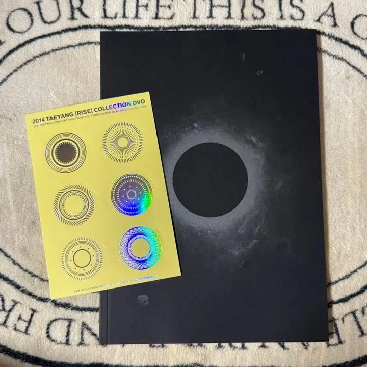 [BUNJANG] BIGBANG Taeyang Rise Notebook + Sticker Set / 빅뱅 태양 라이즈 노트(공책)+스티커