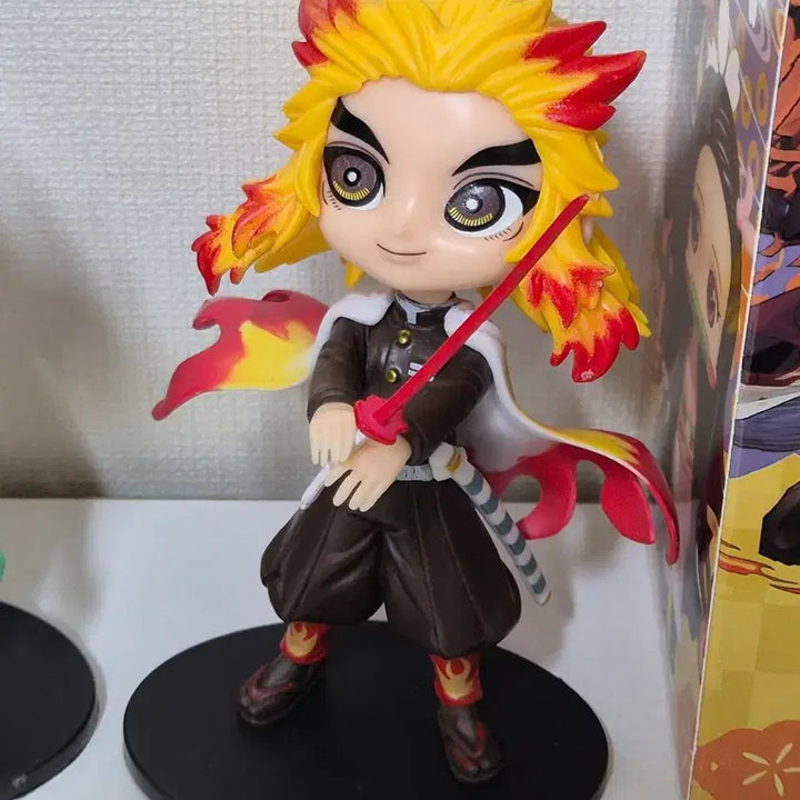 [BUNJANG] Demon Slayer Tanjiro &amp; Rengoku Figure Bundle Set / 귀멸의 칼날 피규어 탄지로 렌고쿠