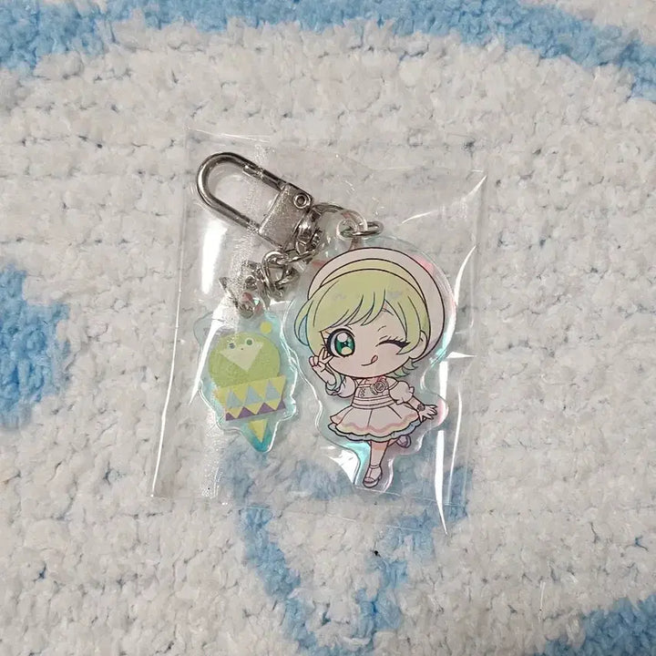 [BUNJANG] AIFREE Ailee Goods Bundle (Keychain, Photocard, Acrylic Stand) / (상태 최상)아이프리 아이리 굿즈(아이리 키링&amp;아이리 포토 카드&amp;아이리 아크릴 스탠드)