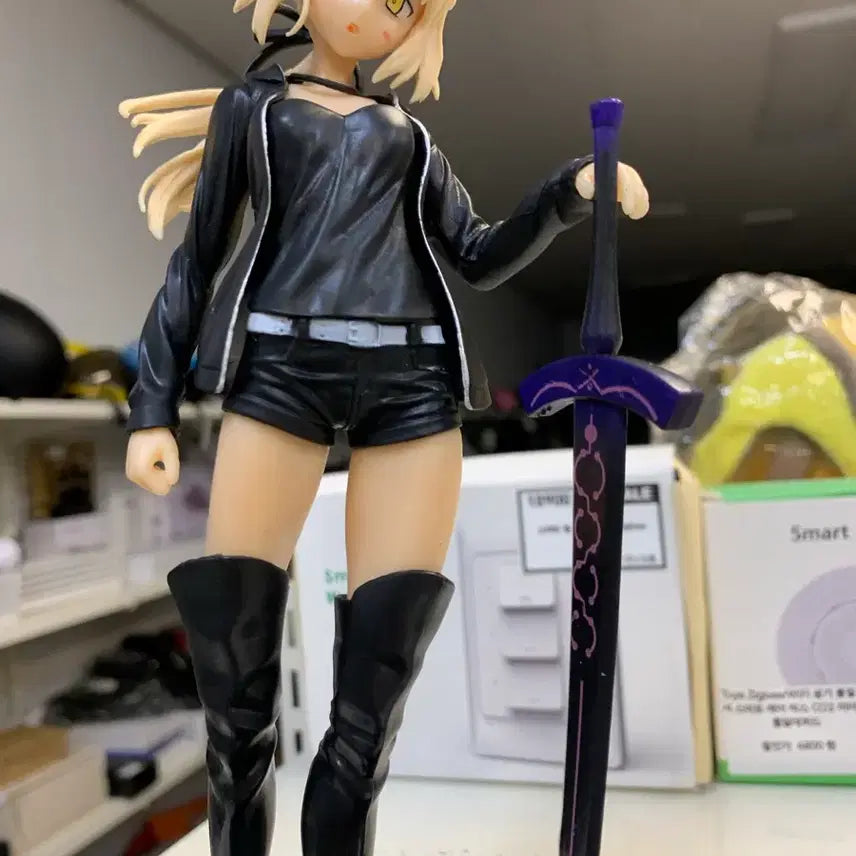[BUNJANG] Fate/Grand Order Saber Alter Figure / 세이버 오르타 피규어 (Fate/Grand Order)