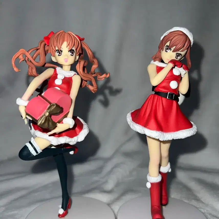 [BUNJANG] A Certain Scientific Railgun Misaka Mikoto &amp; Shirai Kuroko Santa Figure Set / 어과초 어마금 미사카 미코토 시라이 쿠로코 산타 피규어